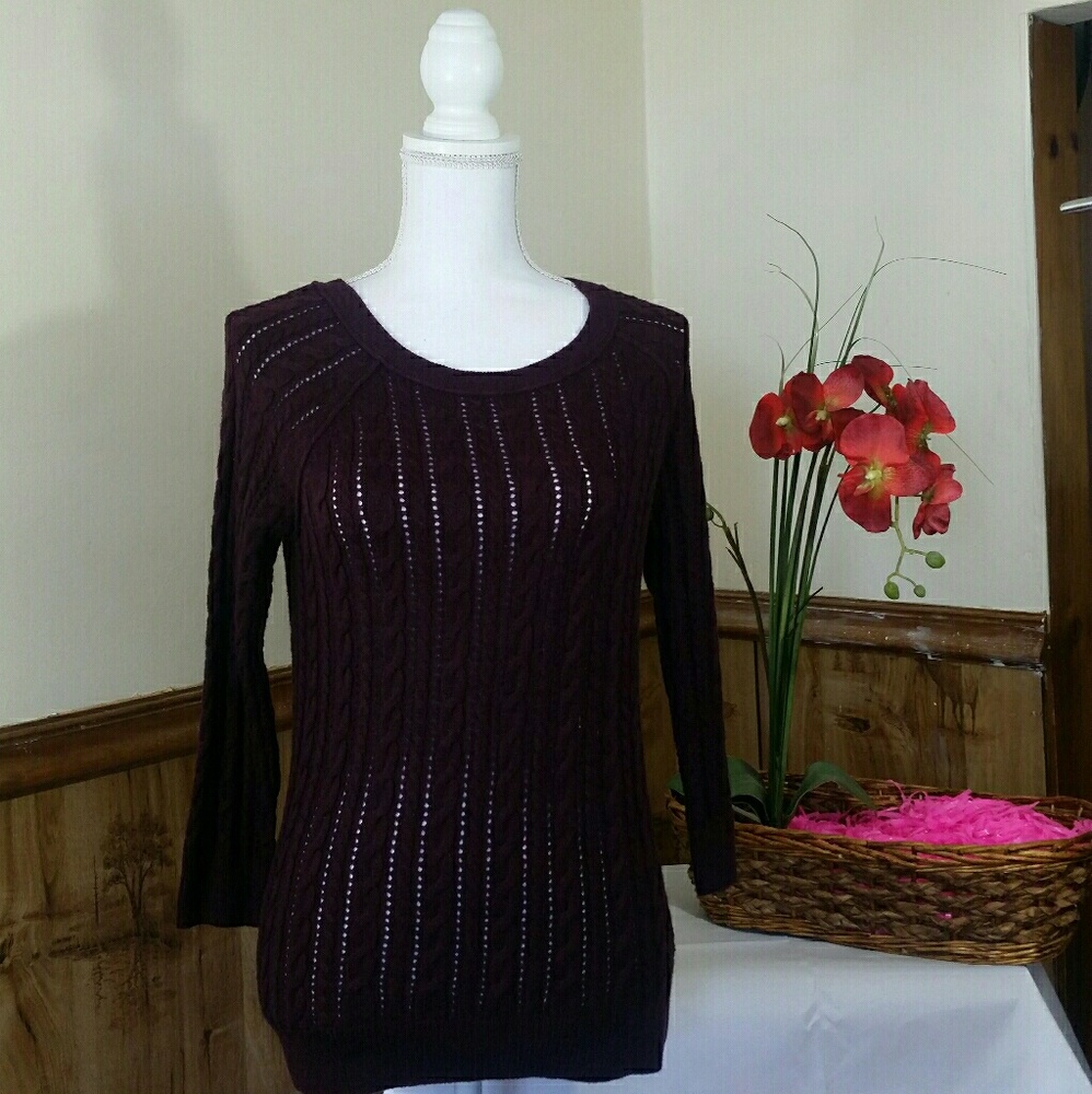 American Eagle outfitters sweater